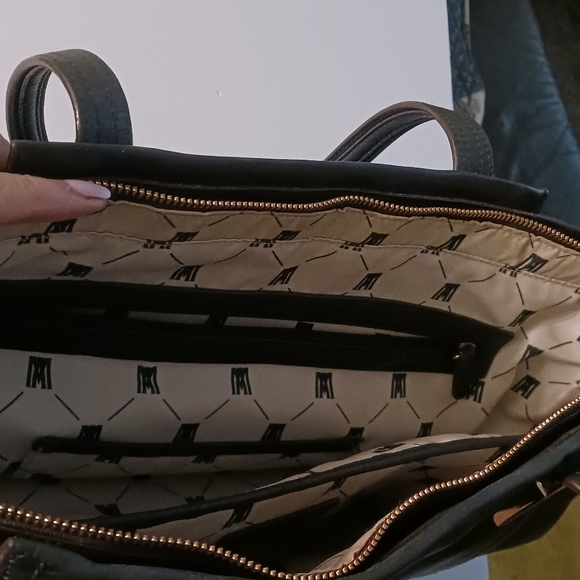 Large Tote - Picture 5 of 5